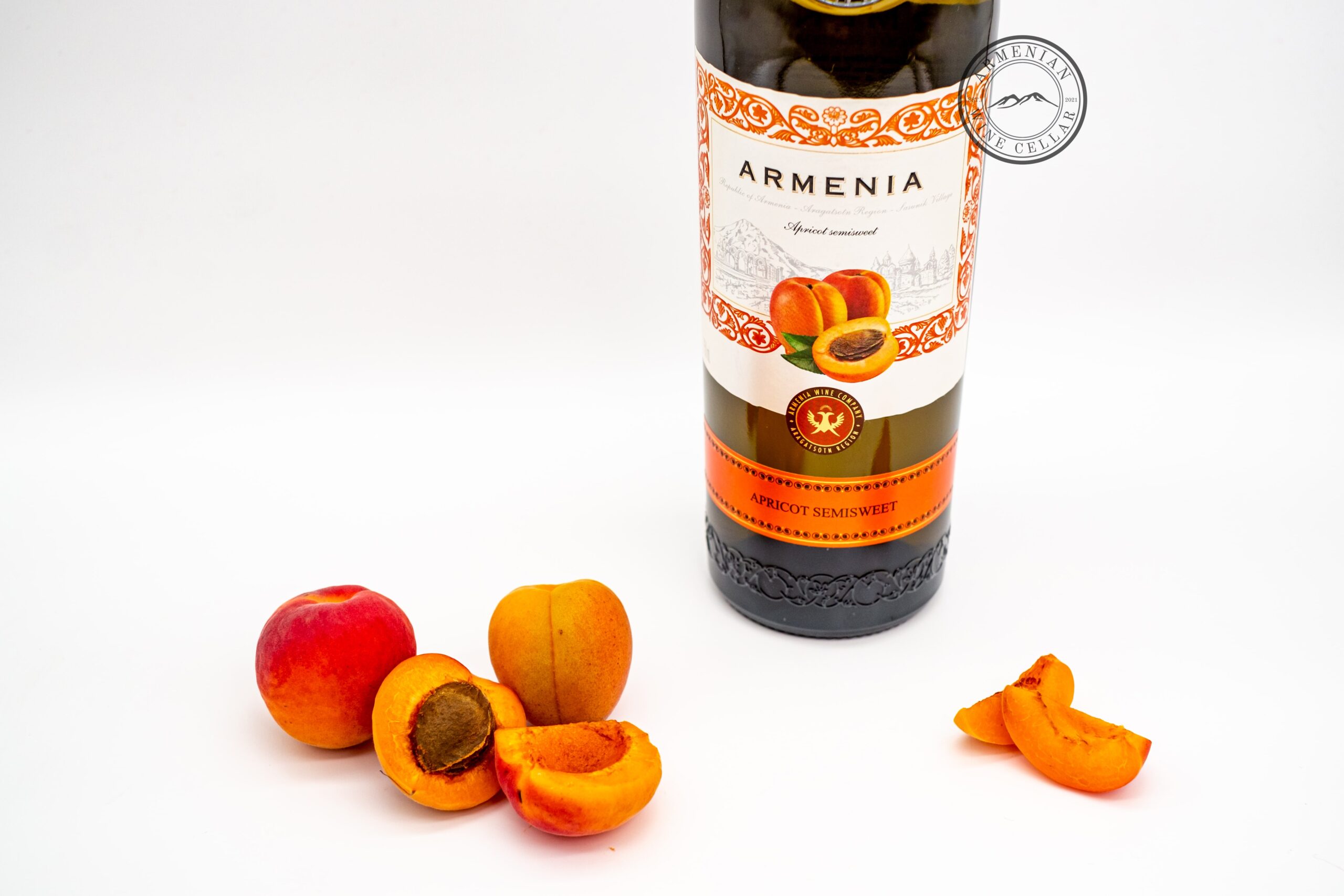 Armenia - Apricot Semi-Sweet